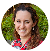 Dr. Sara Castillo